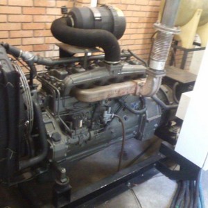 Gerador de energia 110 e 220 Gerador de energia 110 e 220