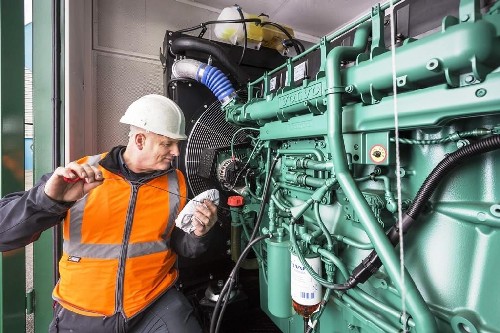 Manutenção de geradores de energia